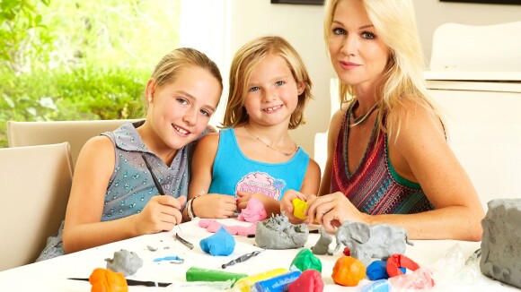 Jennie Garth : Sublime ''mère célibataire'' qui s'éclate avec ses filles