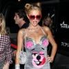 Paris Hilton s'est déguisée en Miley Cyrus à l'occasion d'une soirée Halloween organisée par Kate Hudson, à Brentwood, le samedi 26 octobre 2013.