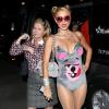 Paris Hilton s'est déguisée en Miley Cyrus à l'occasion d'une soirée Halloween organisée par Kate Hudson, à Brentwood, le samedi 26 octobre 2013.