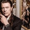 David Bowie photographié par David Sims pour L'Invitation au Voyage, campagne publicitaire de Louis Vuitton.