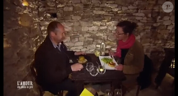 Dîner romantique sur l'île de beauté pour Damien et Elodie dans L'amour est dans le pré 8 sur M6 le lundi 9 septembre 2013