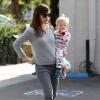 Jennifer Garner et son fils Samuel à Los Angeles, le 7 novembre 2013.