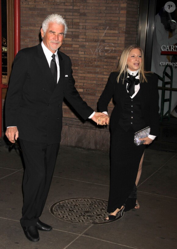 Barbra Streisand et son mari James Brolin à la 23 soirée Glamour Women of the Year, à New York, le 11 novembre 2013