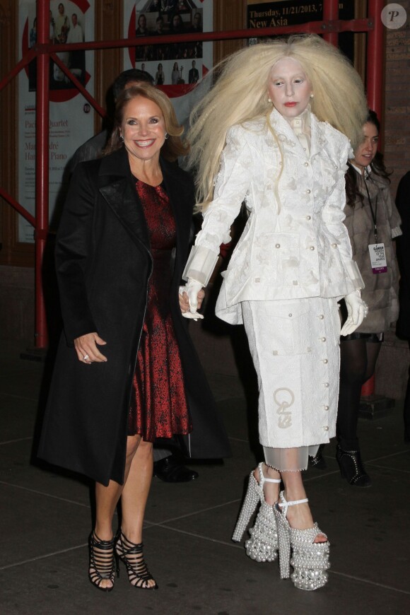 Katie Couric et Lady Gaga à la 23 soirée Glamour Women of the Year, à New York, le 11 novembre 2013
