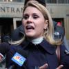 Geneviève Sabourin quitte le tribunal de New York le 12 novembre 2013 après son procès pour harcèlement qui l'oppose à l'acteur Alec Baldwin.