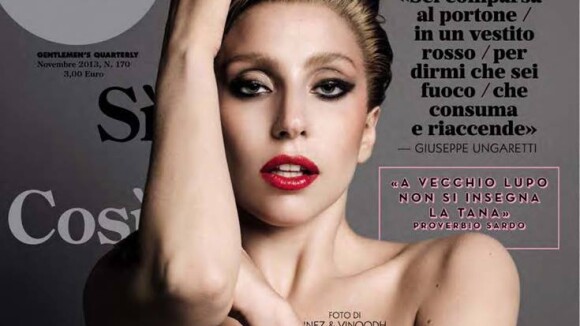 Lady Gaga dévoile un téton rouge et fait son entrée au Louvre