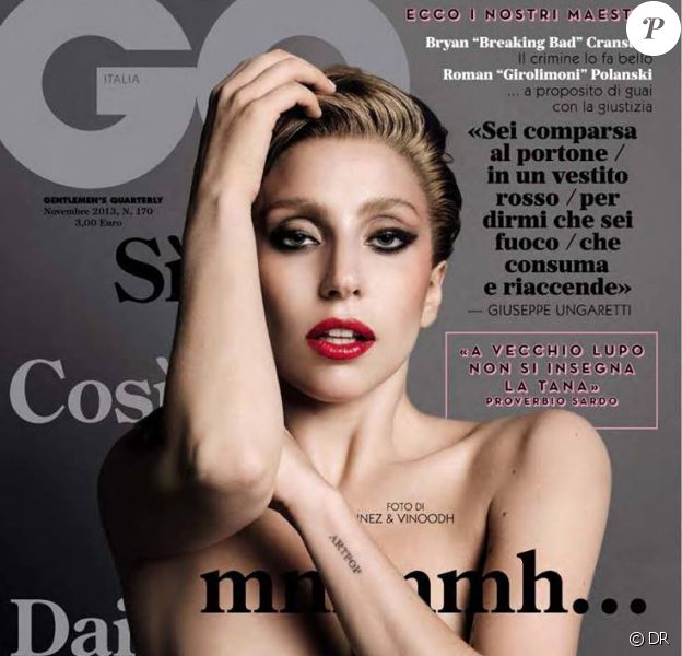 Lady Gaga dévoile un téton rouge et fait son entrée au Louvre Purepeople