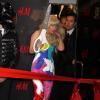 Lady Gaga inaugure le nouveau magasin H&M sur Times Square à New York, le 13 novembre 2013.