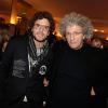 L'artiste Karl Lagasse, et Elie Chouraqui, à l'Automobile Club de France, à Paris, à l'occasion de la soirée de vente aux enchères au profit de l'association AMFE, le mercredi 13 novembre 2013.