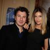 L'artiste Karl Lagasse, Michael Youn et Isabelle Funaro, à l'Automobile Club de France, à Paris, à l'occasion de la soirée de vente aux enchères au profit de l'association AMFE, le mercredi 13 novembre 2013.