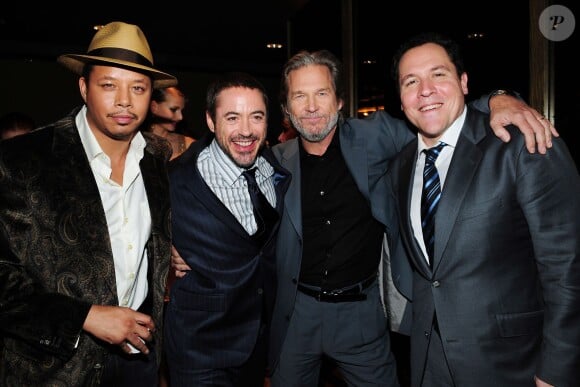 Terrence Howard, Robert Downey Jr., Jeff Bridges et Jon Favreau lors de la présentation d'Iron Man le 28 avril 2008 à New York