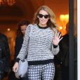 Blake Lively quitte le Shangri-La à Paris, le 30 octobre 2013.