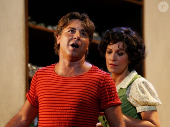 Roberto Alagna et Angela Gheorghiu sur scène pour l'opéra Fanny et Marius, à Marseille, le 24 août 2007.