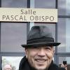 Pascal Obispo inaugure une salle de spectacle à son nom à La Lande-de-Fronsac, en Aquitaine, le 24 novembre 2013.