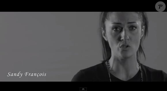 Sandy François dans le teaser du clip "Unisson nos voix".