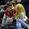 Shakira et Gerard Piqué amoureux au Palau devant le match d'Euroligue entre Barcelone et Fenerbahce le 30 novembre 2013