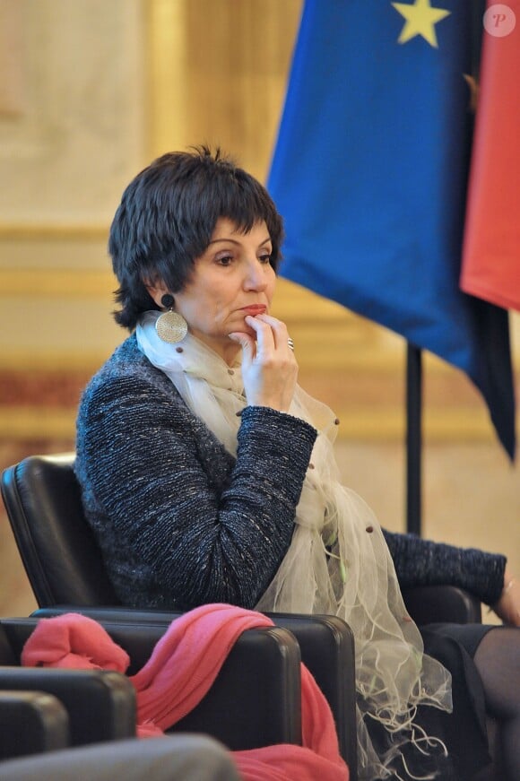 Dominique Bertinotti, atteinte d'un cancer du sein, lors des 18e Etats généraux des élus locaux contre le sida', à Paris le 27 novembre 2013