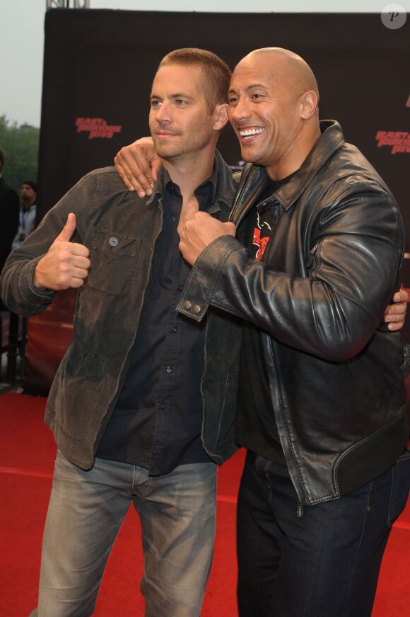 Paul Walker et Dwayne 'The Rock' Johnson à Cologne, le 27 avril 2011.