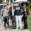 Exclusif - Maria Shriver va déjeuner avec ses fils Patrick et Christopher à Brentwood, le 10 décembre 2013.