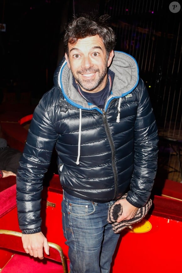 Stéphane Plaza assiste à l'opération "Tous en fête" au Cirque Pinder à Paris, le 11 decembre 2013.