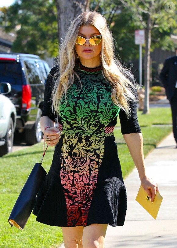 Fergie se rend à la baby shower de sa soeur Dana Ferguson à Long Beach, le 10 novembre 2013.