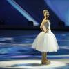 EXCLUSIF. Clara Morgane lors du premier prime Ice Show, le 27 novembre 2013, sur M6