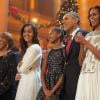 Barack, Michelle, Sasha et Malia Obama lors de l'enregistrement de l'émission Christmas in Washington au National Building Museum. Washington, le 15 décembre 2013.