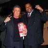 Sylvester Stallone et Larry Holmes lors de l'avant-première du film Match retour à New York le 16 décembre 2013