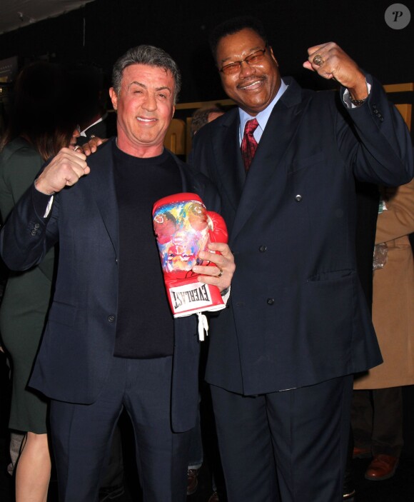 Sylvester Stallone et Larry Holmes lors de l'avant-première du film Match retour à New York le 16 décembre 2013