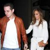 Exclusif - Jennifer Lopez et son petit ami Casper Smart dînent au restaurant "Craig" à West Hollywood, le 17 décembre 2013.