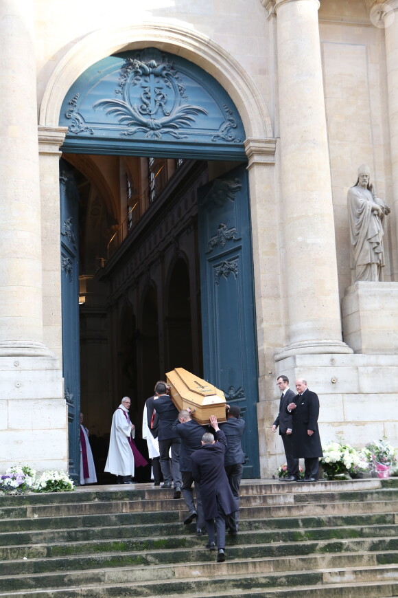 Les obsèques de Kate Barry en l'église Saint-Roch à Paris le 19 décembre 2013