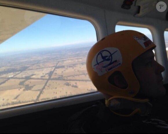 Brandon McGraw dans l'avion juste avant le drame, en Australie, décembre 2013