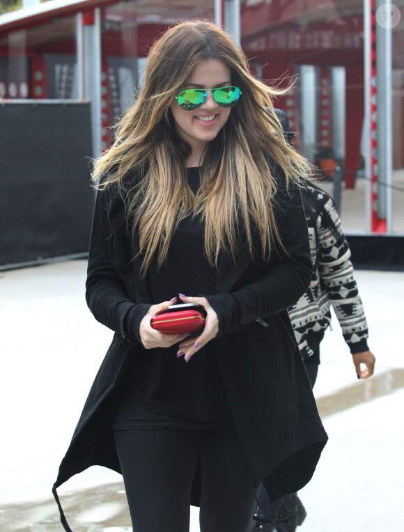 Khloe Kardashian goes Christmas shopping at Barneys New York and at Maxfield in Beverly Hills, Los Angeles, CA, USA on December 19, 2013. Photo by Limelightpics.US/ABACAPRESS.COM20/12/2013 - Los Angeles