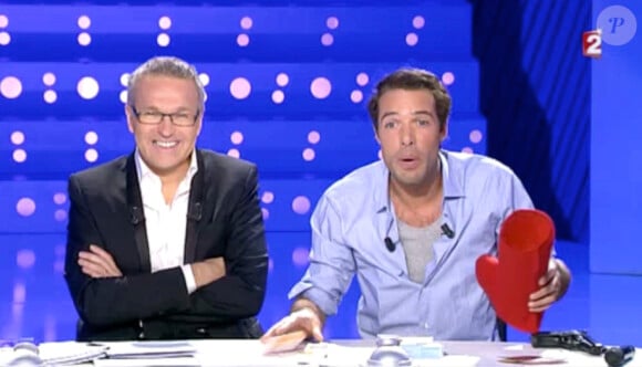 Nicolas Bedos et Laurent Ruquier dans On n'est pas couché sur France 2, le samedi 21 décembre 2013.