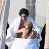 Howard Stern et sa femme Beth Ostrosky lors de leurs vacances à Los Cabos (Cabo San Lucas) au Mexique aux côtés de Jennifer Aniston, Justin Theroux ou encore Courteney Cox, le 29 décembre 2013.