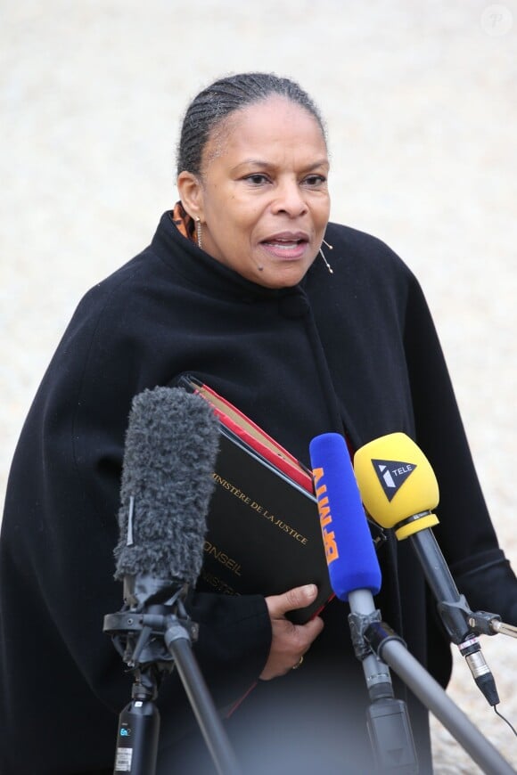 Christiane Taubira à la sortie du Conseil des ministres du 4 décembre 2013 à Paris