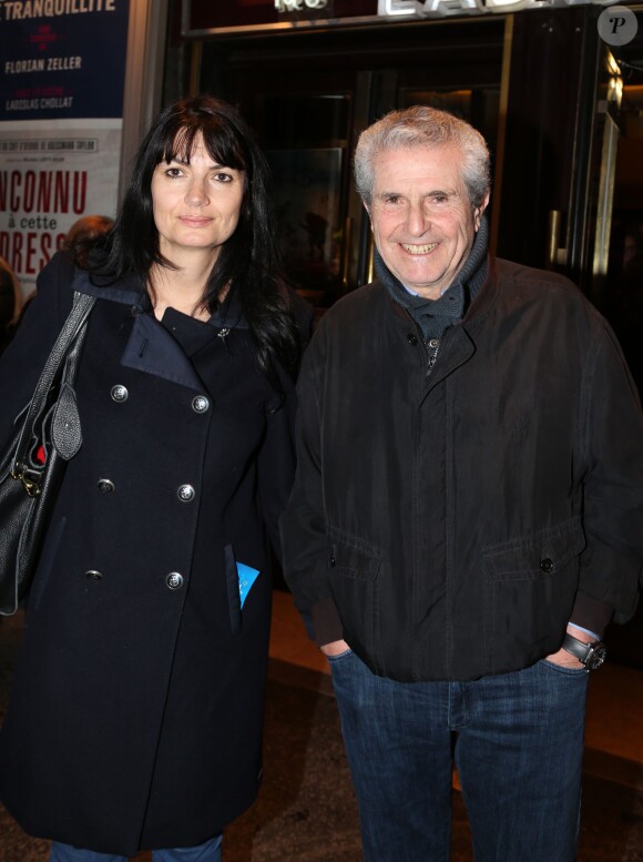 Claude Lelouch et sa compagne assistaient à la générale de la pièce "Love letters", qui réunit Anouk Aimée et Gérard Depardieu, au Théâtre Antoine à Paris, le 4 janvier 2014.