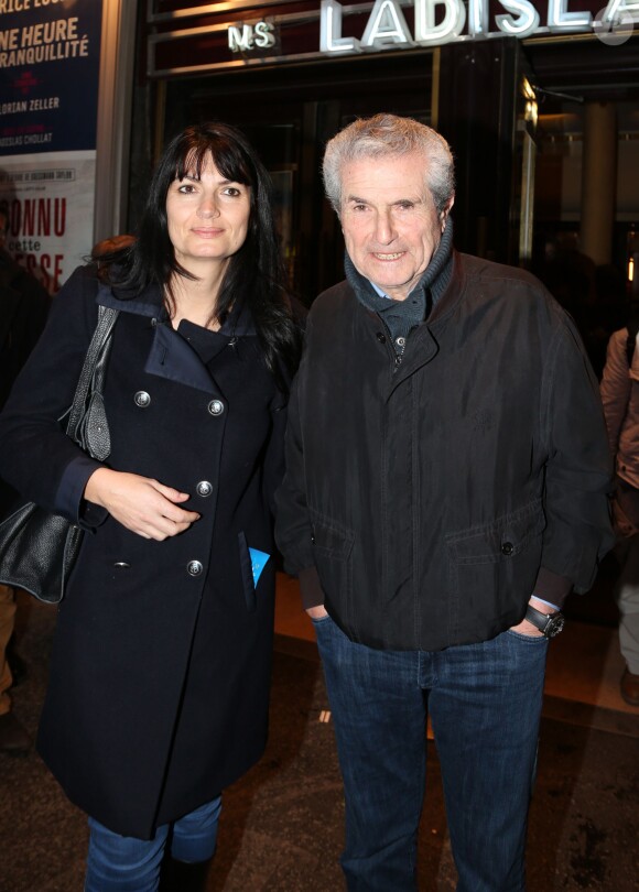 Claude Lelouch et sa compagne Valérie Perrin assistaient à la générale de la pièce "Love letters" au Théâtre Antoine à Paris, le 4 janvier 2014.