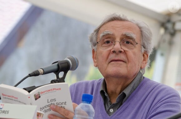 Bernard Pivot à la Fête du livre de Talloires, le 2 juin 2013.