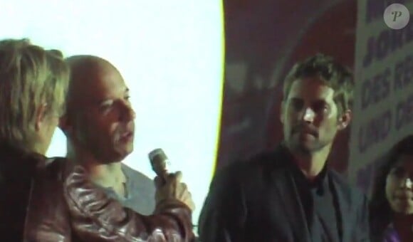 Vin Diesel rend hommage à Paul Walker. Les deux complices lors d'une première.