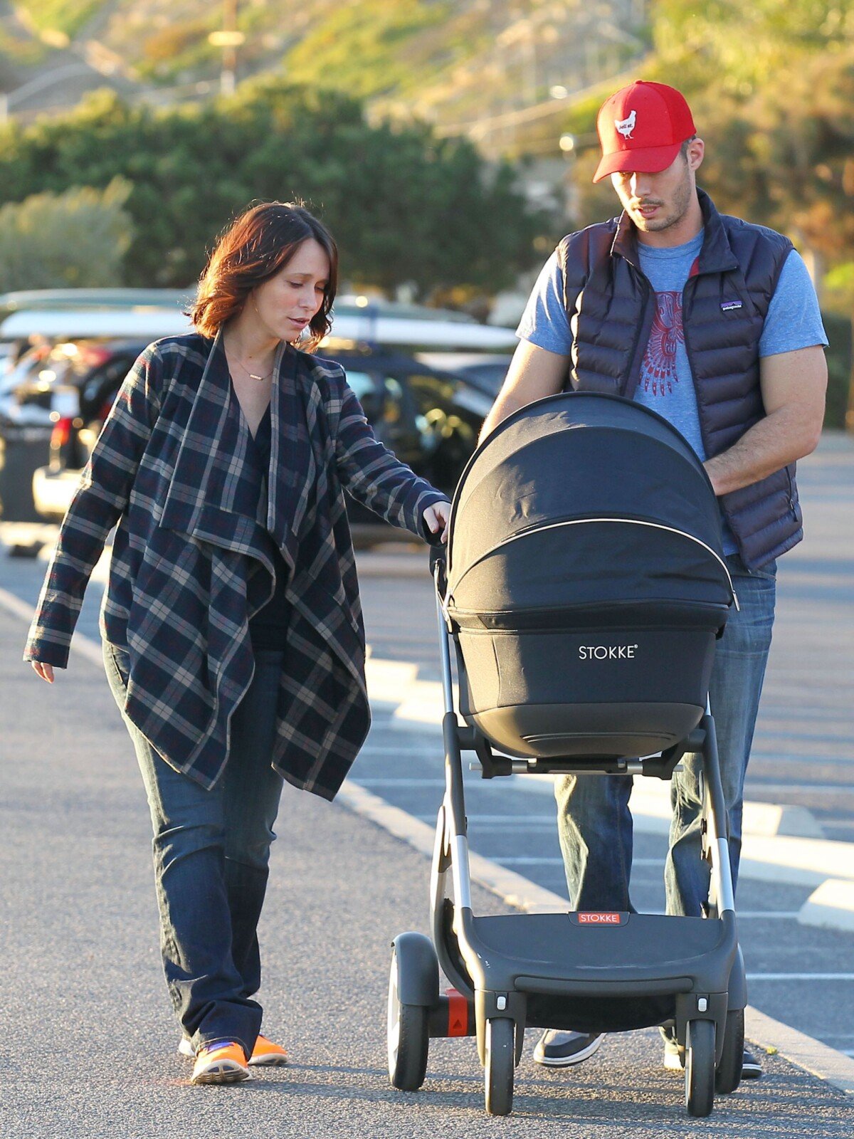 Vidéo Exclusif Jennifer Love Hewitt et son mari Brian Hallisay avec leur fille Autumn James