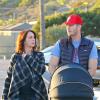 Exclusif - Jennifer Love Hewitt et son mari Brian Hallisay à Santa Monica, le 16 janvier 2014. Les jeunes parents se promènent avec leur nouveau-né, Autumn James, le long de la plage de Santa Monica.