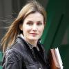 Lundi studieux, pour la princesse des Asturies... Letizia d'Espagne assistait le 20 janvier 2014 à Madrid à la première réunion de travail de l'année de l'AECC, l'Association espagnole de lutte contre le cancer, dont elle est présidente d'honneur.
