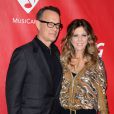 Rita Wilson et Tom Hanks sur le tapis rouge du gala MusiCares Person of the year à Los Angeles, le 24 janvier 2014.