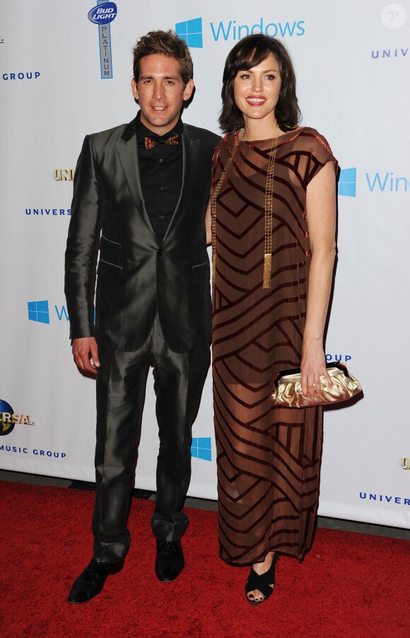 Les acteurs Eric Szmanda et Jorja Fox assistent à l'after-party des Grammy Awards, organisée par le label Universal Music Group, au Theatre de l'hôtel Ace. Los Angeles, le 26 janvier 2014.