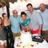 Tiffani Thiessen a fêté ses 40 ans, au Mexique, le 25 janvier 2014 avec son mari Brady Smith et ses amis, Willie Garson et Tim Dekay.