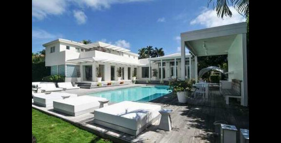 Shakira cherche à vendre sa villa de Miami pour 13 millions de dollars.