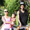 Amber Rose, son mari Wiz Khalifa et leur fils Sebastian se promènent sous le soleil de Los Angeles. Le 28 janvier 2014.