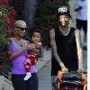 Amber Rose, son mari Wiz Khalifa et leur fils Sebastian à Los Angeles. Le 28 janvier 2014.