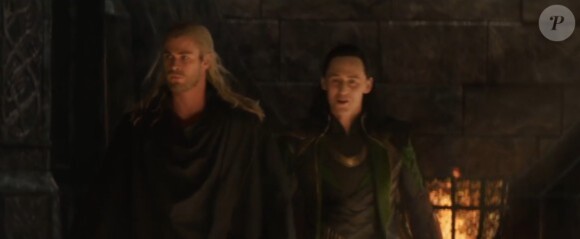 Tom Hiddleston se transforme dans Thor - Le Monde des Ténèbres.